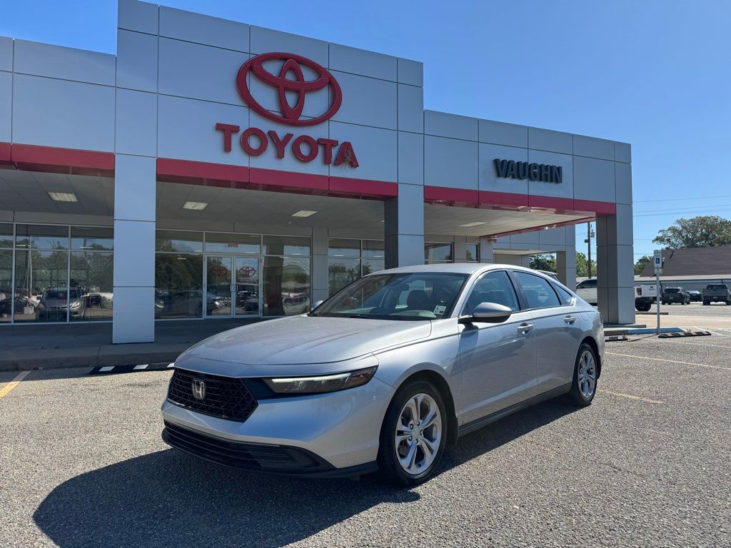 2023 Honda Accord 1.5T LX CVT's photo