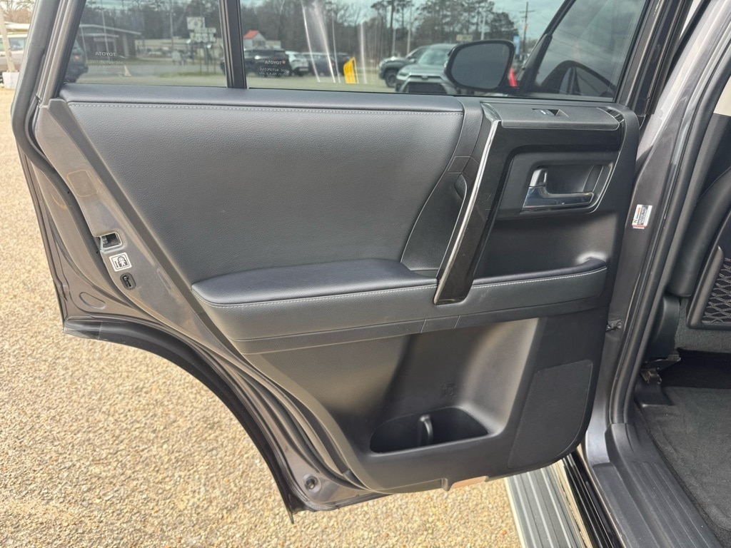 2021 Toyota 4Runner Night Shade - Photo 13