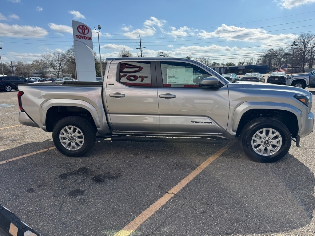 New 2026 Toyota Tacoma SR5 4X2 DOUBLE CAB