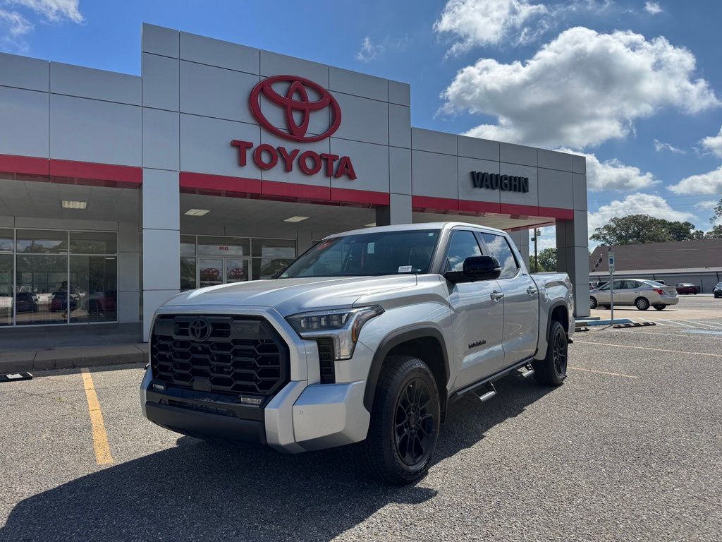 2026 Toyota Tundra LIMITED CREWMAX 5.5 