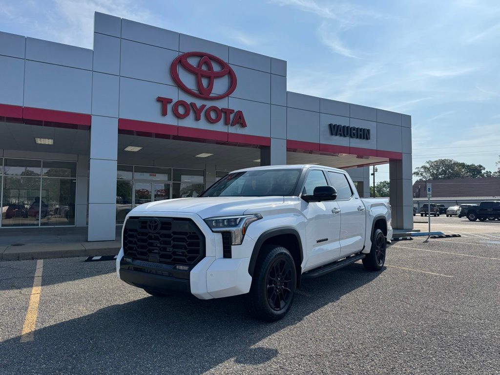 2026 Toyota Tundra LIMITED CREWMAX 5.5 