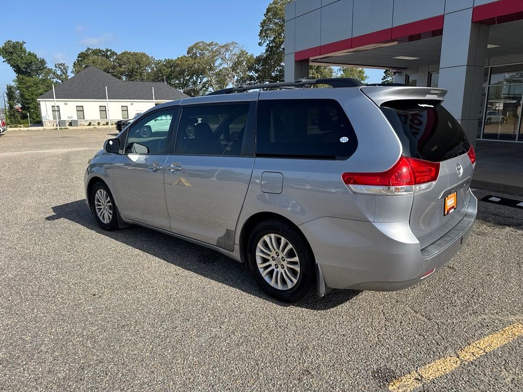 Used 2012 Toyota Sienna XLE Van