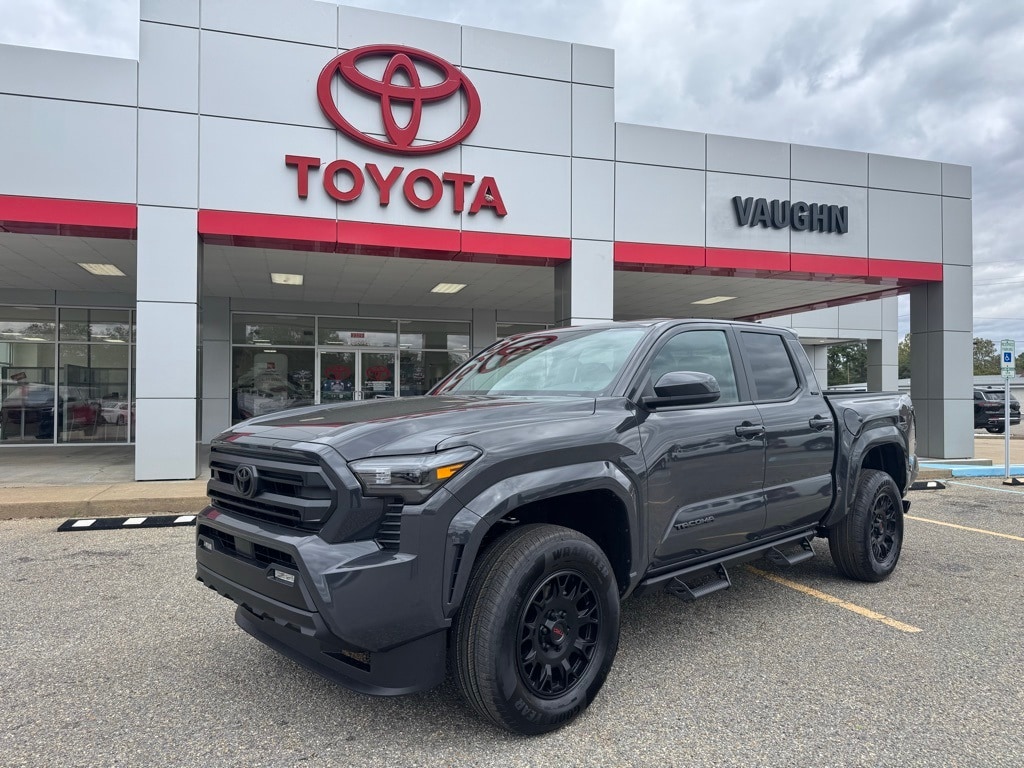 2025 Toyota Tacoma SR5's photo