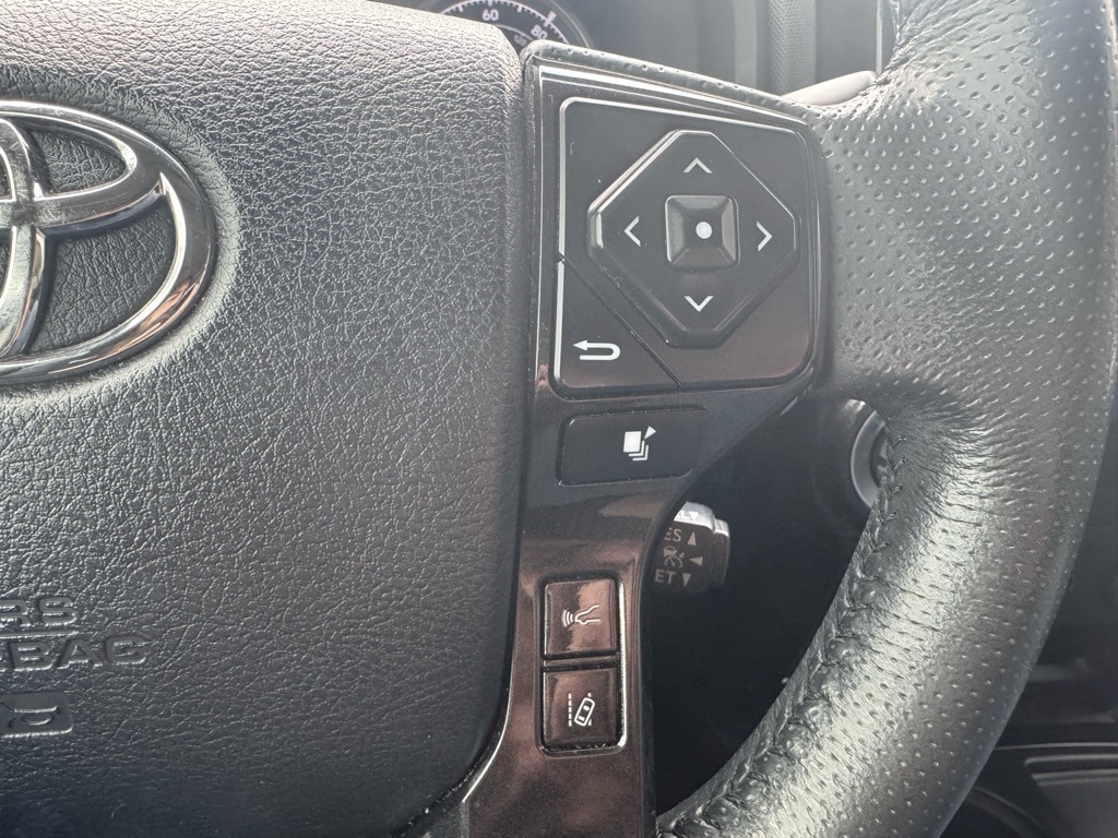 2021 Toyota 4Runner Night Shade - Photo 24