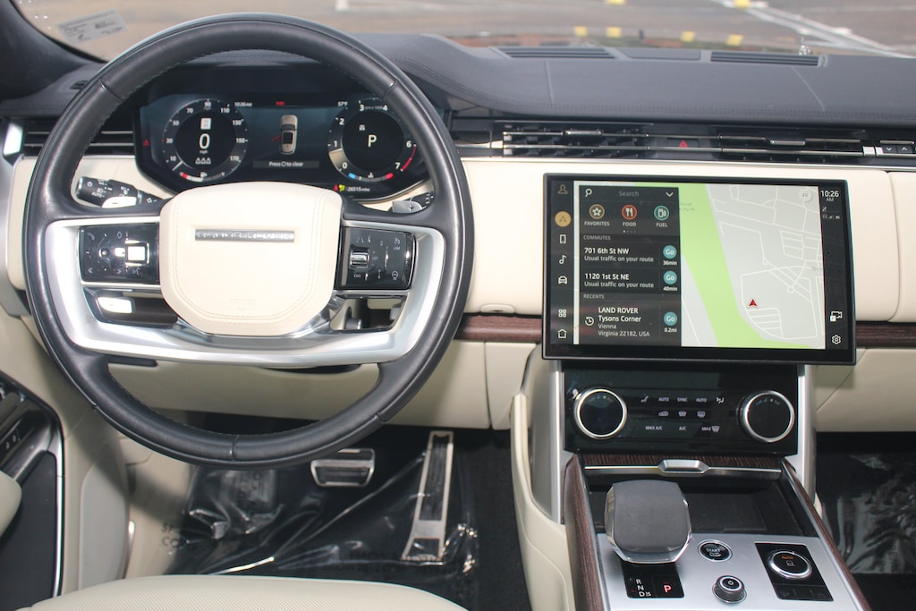 Used 2023 Land Rover Range Rover P400 SE SUV