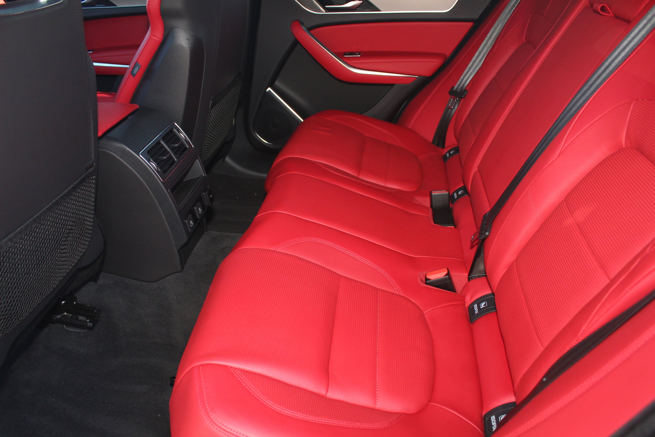 2025 Jaguar F-PACE R-Dynamic S