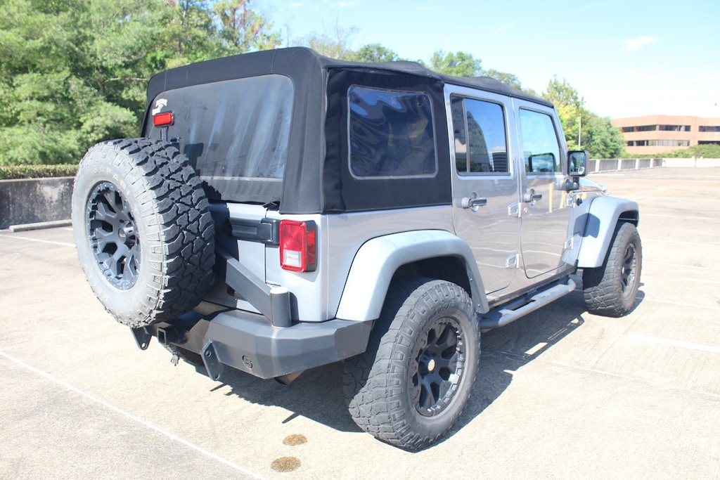 Used 2014 Jeep Wrangler Unlimited Sport 4x4 SUV