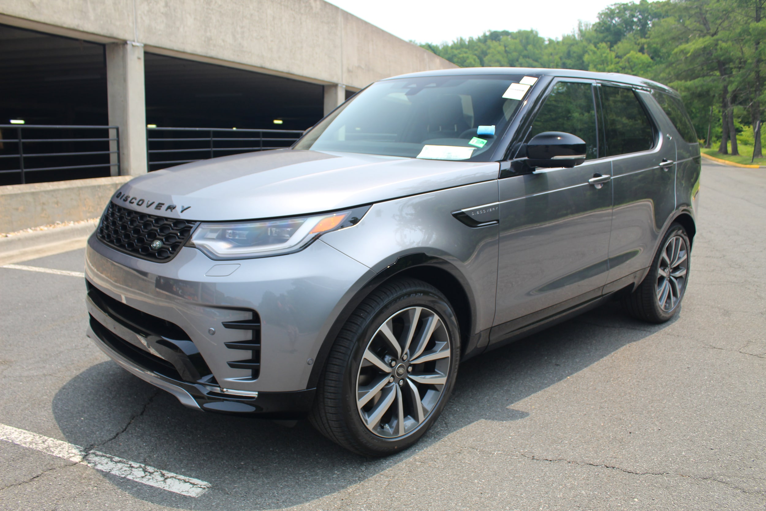 2025 Land Rover Discovery SUV  2025 Land Rover Discovery SUV