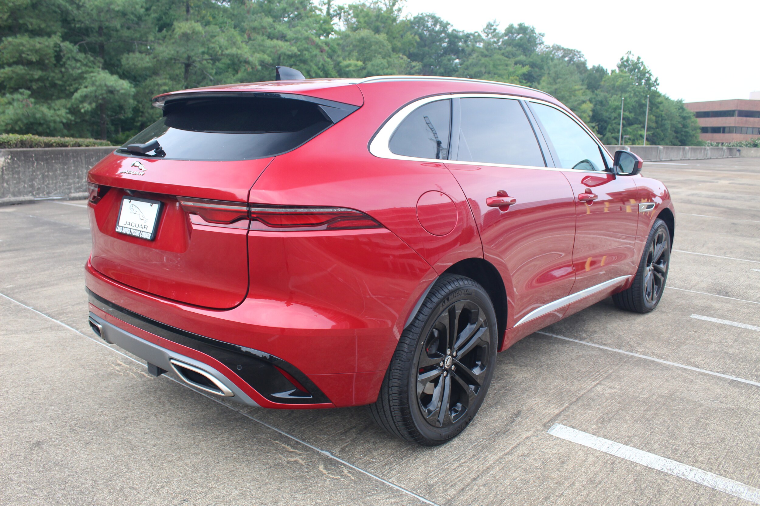 2025 Jaguar F-PACE R-Dynamic S