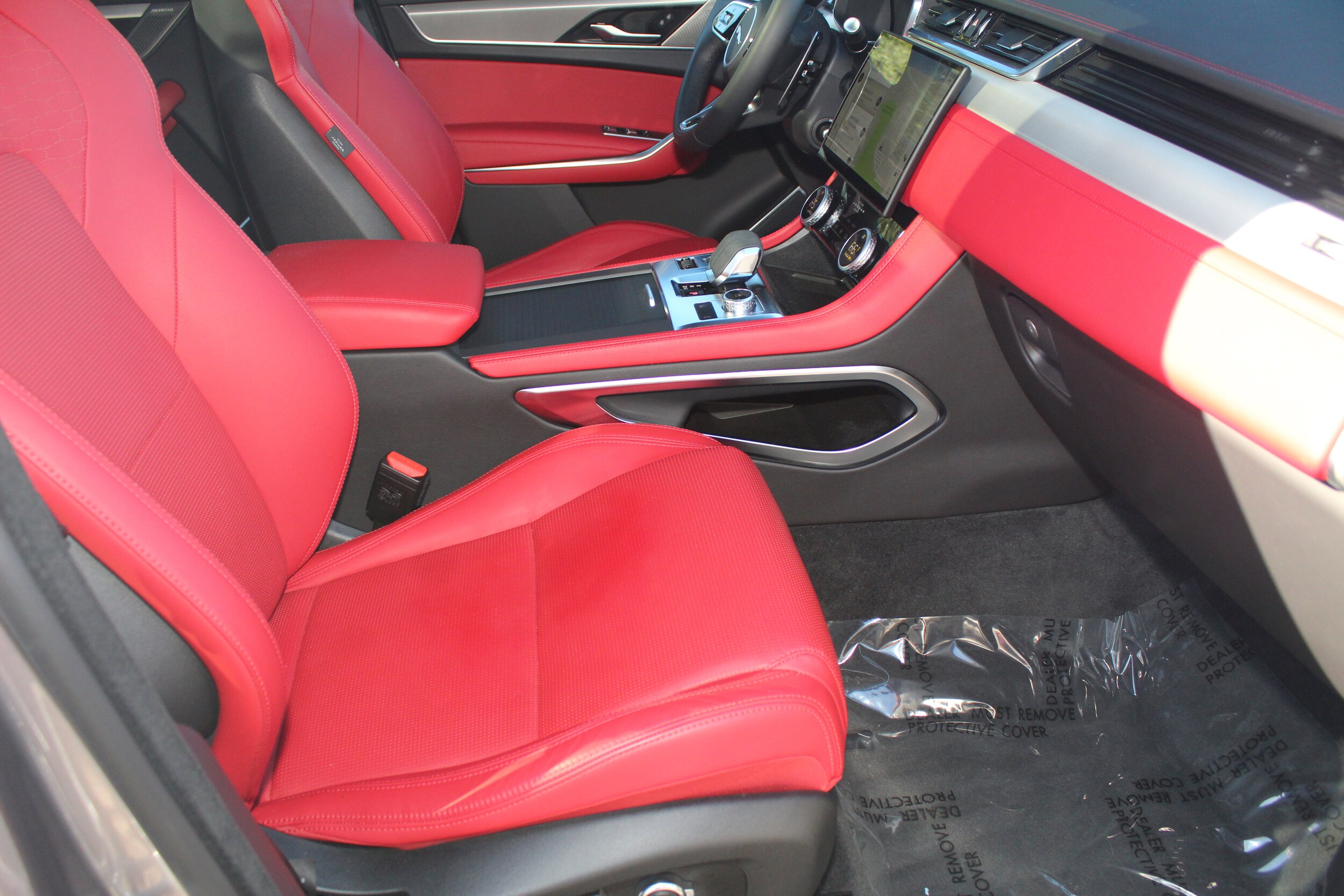 2025 Jaguar F-PACE R-Dynamic S