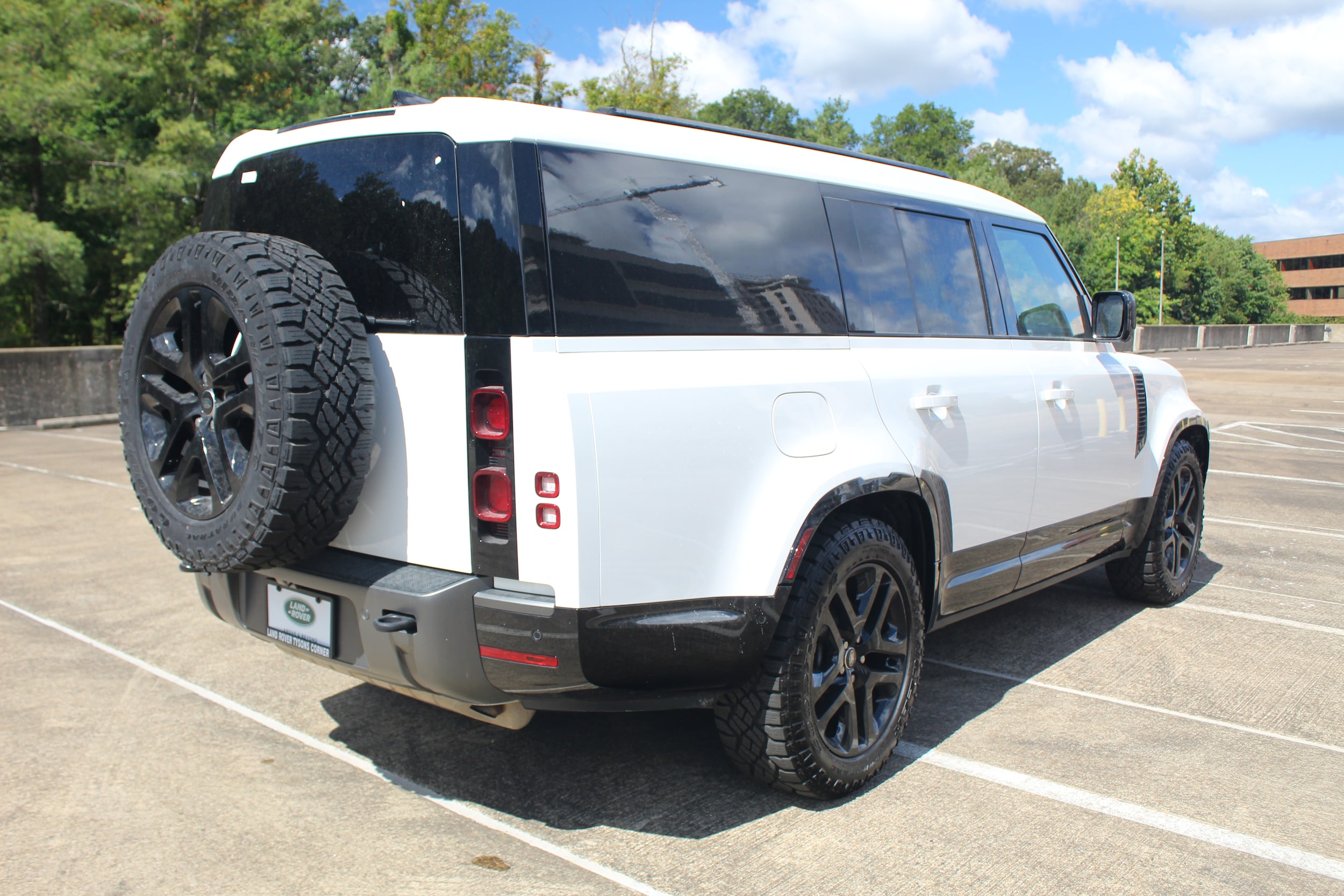 Used 2024 Land Rover Defender 130 For Sale at Land Rover Tysons