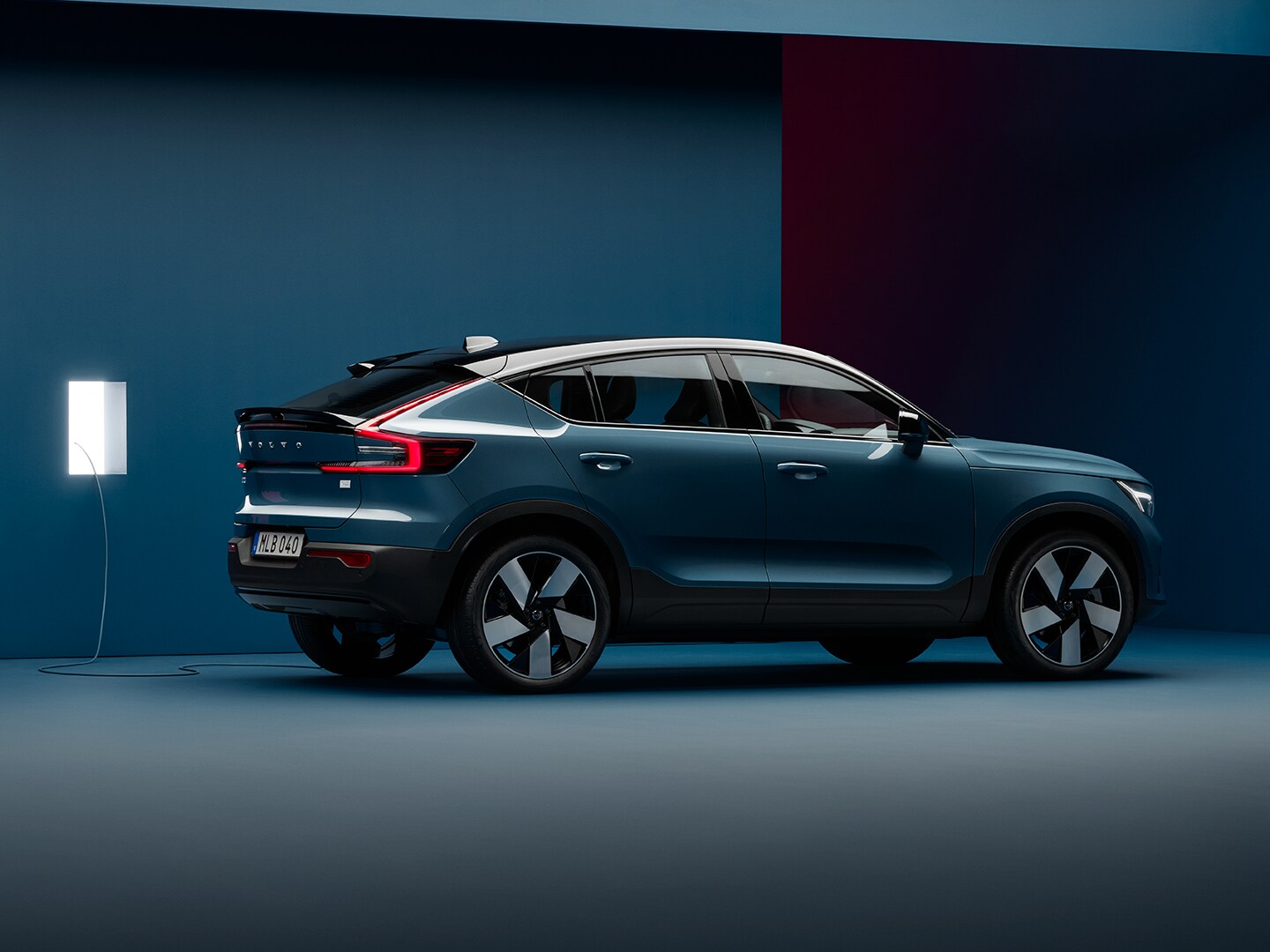 2022 Volvo C40