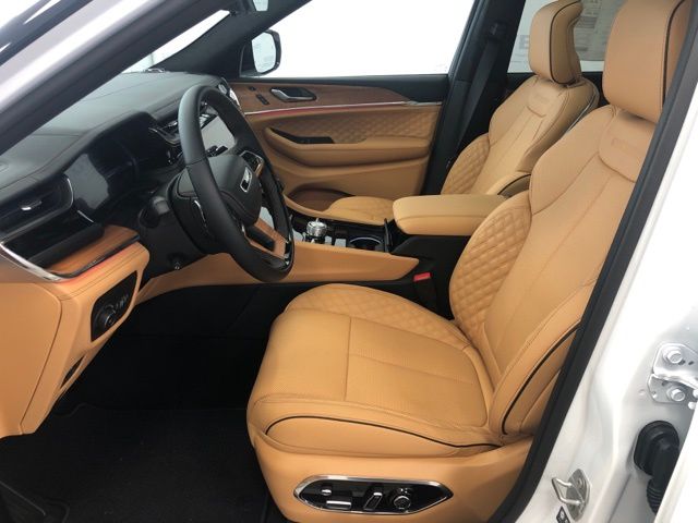 2025 Jeep Grand Cherokee Summit Reserve - Photo 13