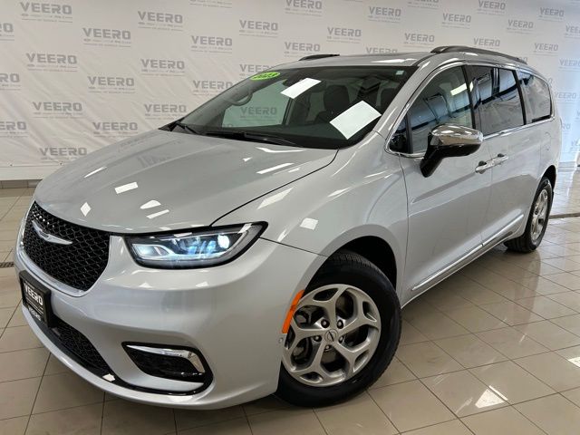 Used 2023 Chrysler Pacifica Limited with VIN 2C4RC3GG5PR615081 for sale in Morris, Minnesota