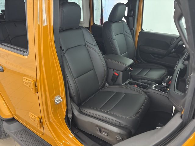 2026 Jeep Wrangler 4-Door Sahara - Photo 10
