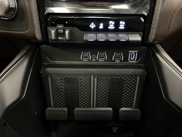 2026 RAM 1500 Limited Longhorn - Photo 20