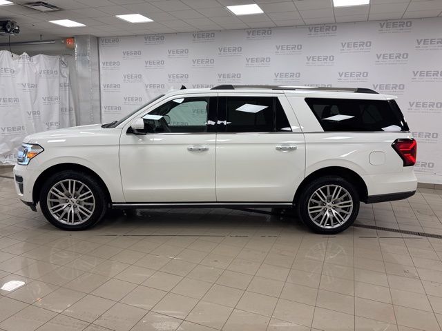 Used 2022 Ford Expedition Limited with VIN 1FMJK2ATXNEA09071 for sale in Morris, Minnesota