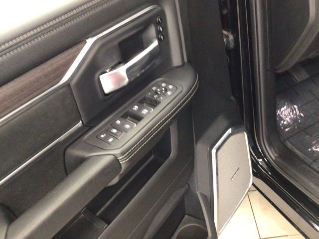 2025 RAM 2500 Laramie - Photo 37