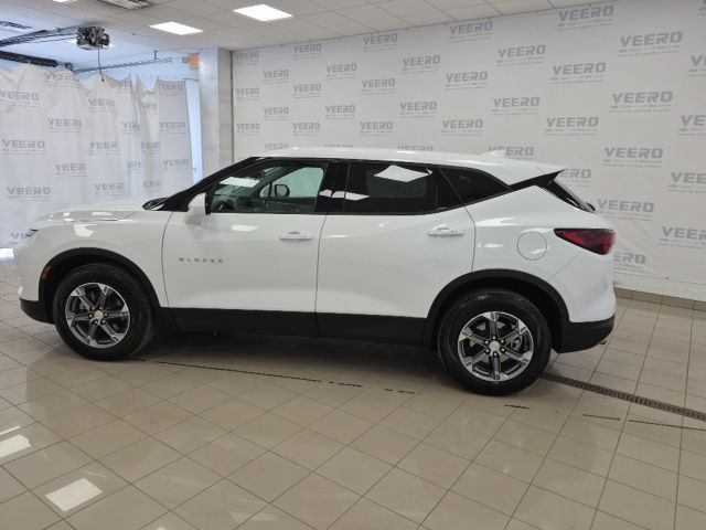 Used 2025 Chevrolet Blazer 2LT with VIN 3GNKBCR43SS236834 for sale in Morris, Minnesota