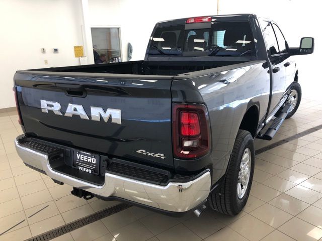 2026 RAM 3500 Tradesman - Photo 9