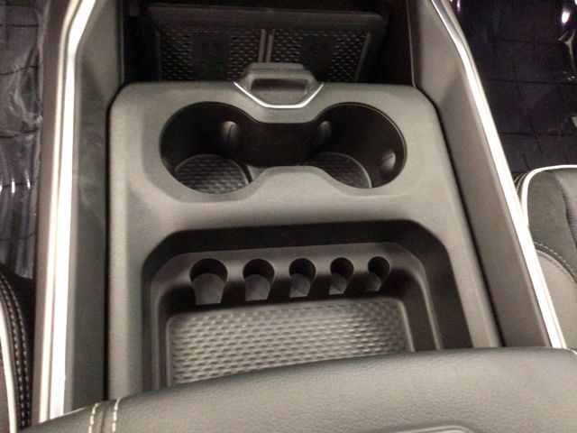 2025 RAM 2500 Laramie - Photo 32