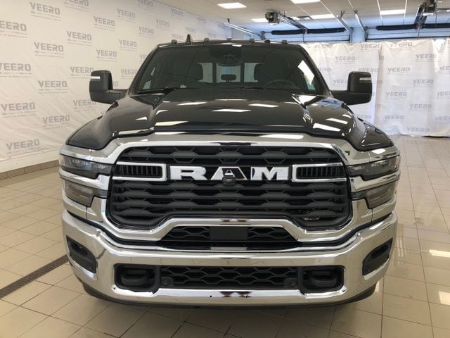 2026 RAM 3500 Tradesman - Photo 13
