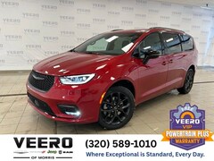 2026 Chrysler Pacifica LIMITED AWD Passenger Van