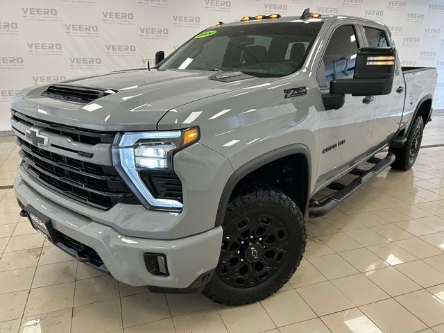 Used 2024 Chevrolet Silverado 2500HD LT with VIN 2GC4YNEYXR1200326 for sale in Morris, Minnesota
