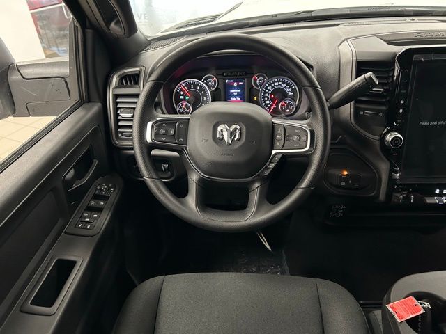 2026 RAM 2500 Tradesman/Black Express - Photo 13