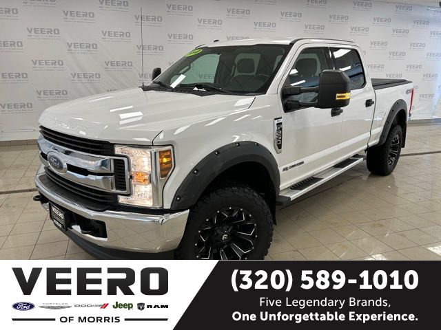 2018 Ford F-250 Super Duty XLT's photo