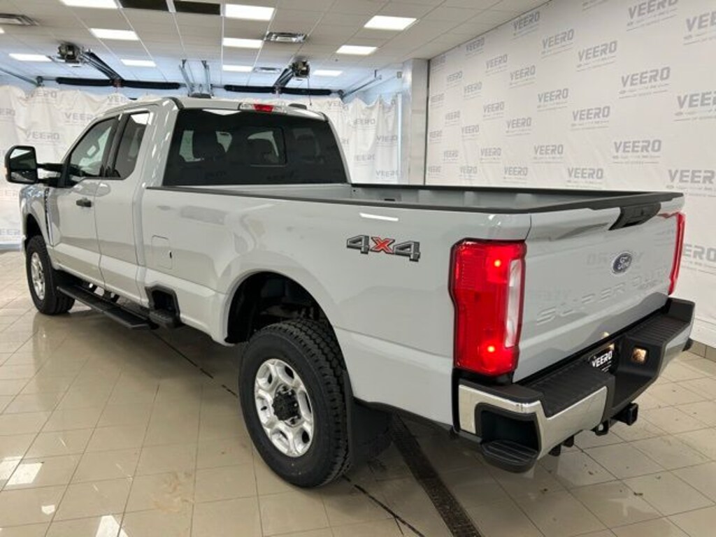 New 2026 Ford F-250 Truck Super Cab