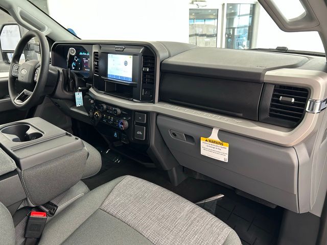 2026 Ford F-350 Super Duty XLT - Photo 19