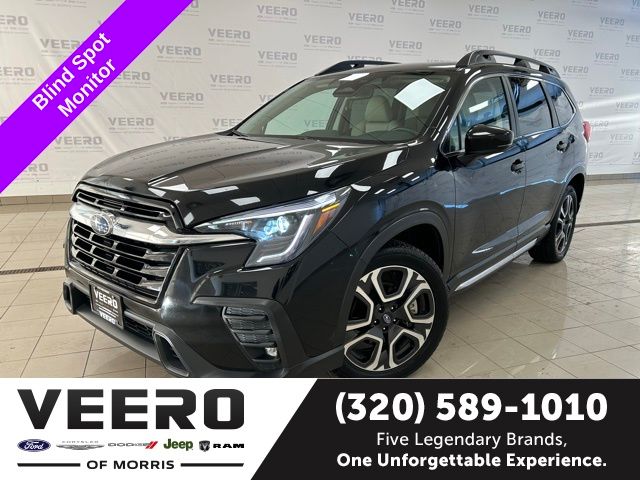 2024 Subaru Ascent Limited's photo