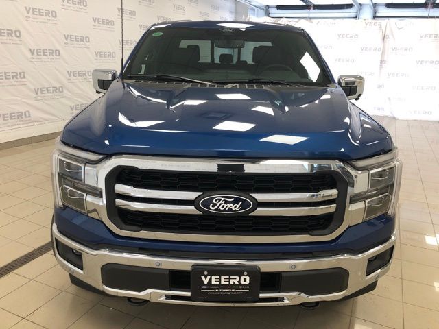 2025 Ford F-150 Lariat photo 12