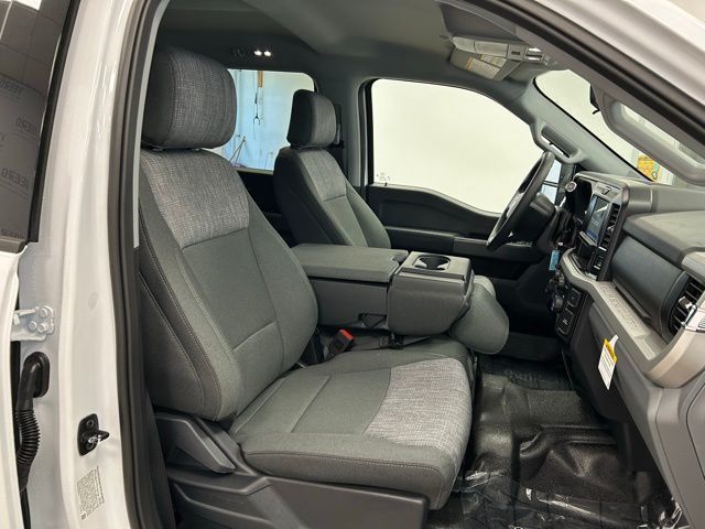 2026 Ford F-350 Super Duty XLT - Photo 24