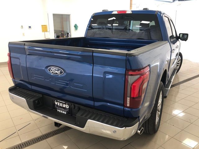 2025 Ford F-150 Lariat photo 6
