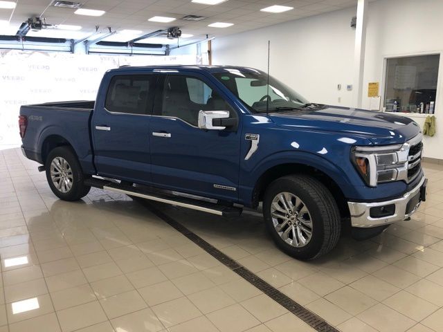 2025 Ford F-150 Lariat photo 10
