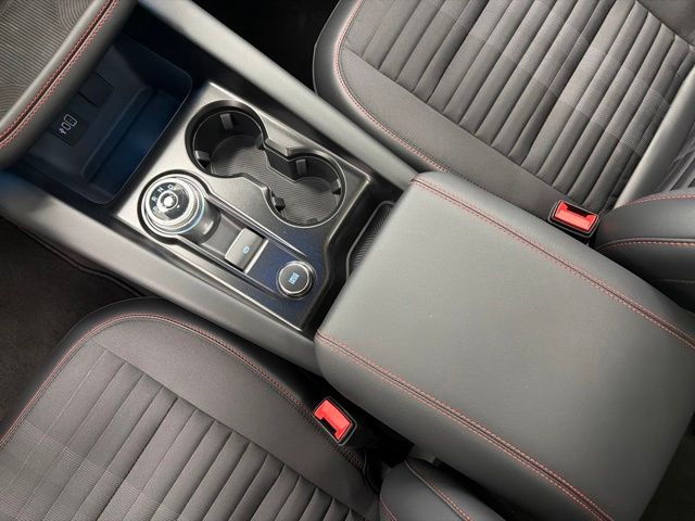 2026 Ford Explorer ST-Line - Photo 31