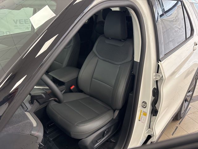 2026 Ford Explorer Active - Photo 30