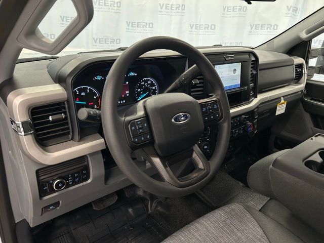 2026 Ford F-350 Super Duty XLT - Photo 10