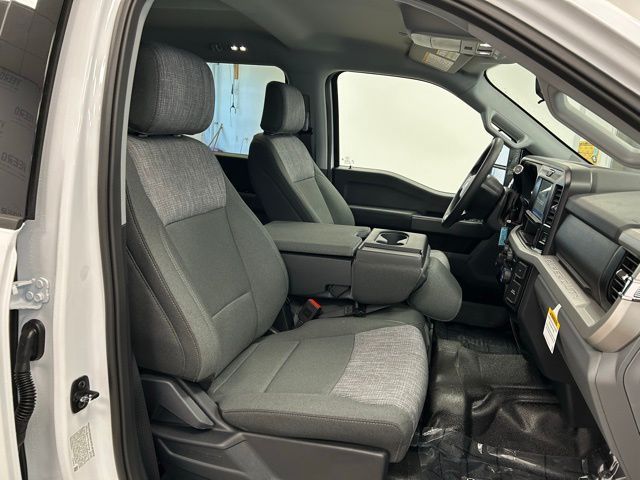 2026 Ford F-350 Super Duty XLT - Photo 22
