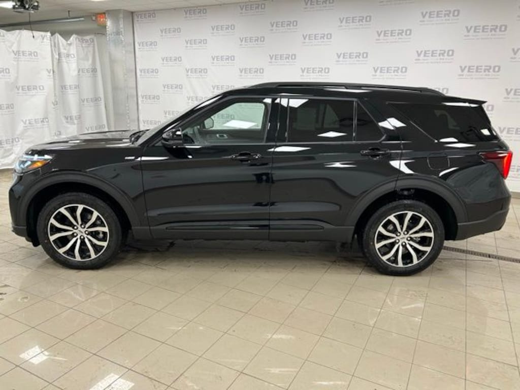 New 2026 Ford Explorer ST-Line SUV