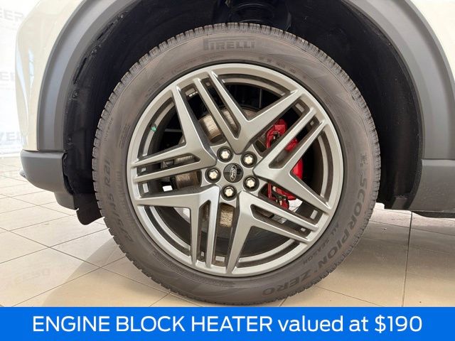 2026 Ford Explorer ST-Line - Photo 14