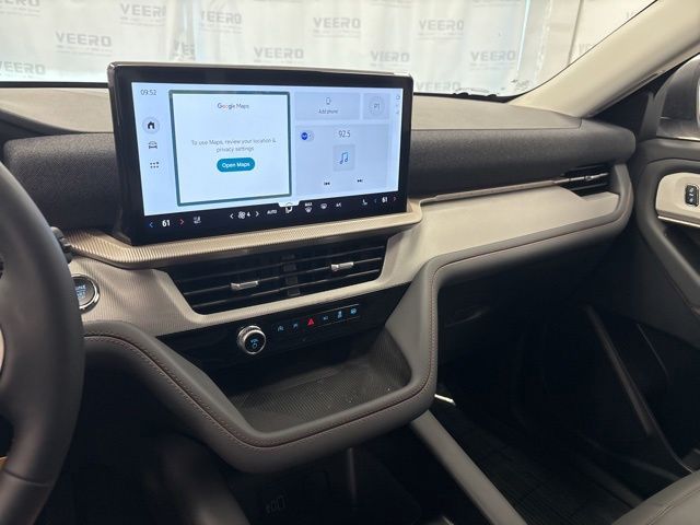 2026 Ford Explorer Active - Photo 33