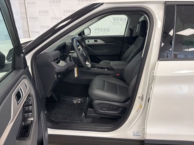 2026 Ford Explorer Active - Photo 29