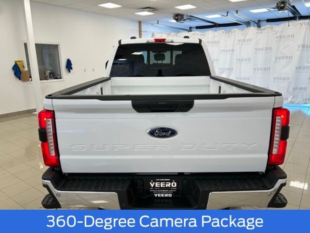 New 2026 Ford F-350 F-350® XLT Truck Crew Cab