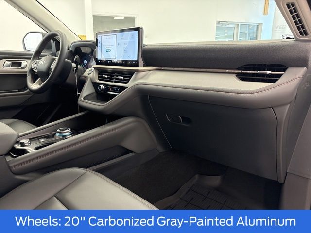 2026 Ford Explorer Active - Photo 15