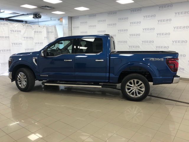 2025 Ford F-150 Lariat photo 2