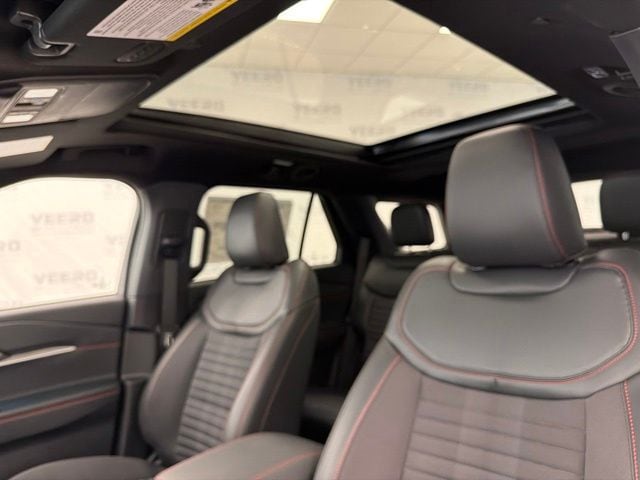 2026 Ford Explorer ST-Line - Photo 29