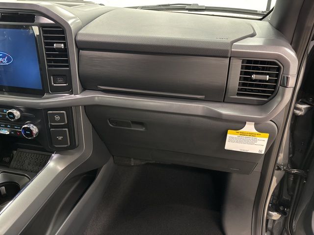 2025 Ford F-150 XLT photo 22